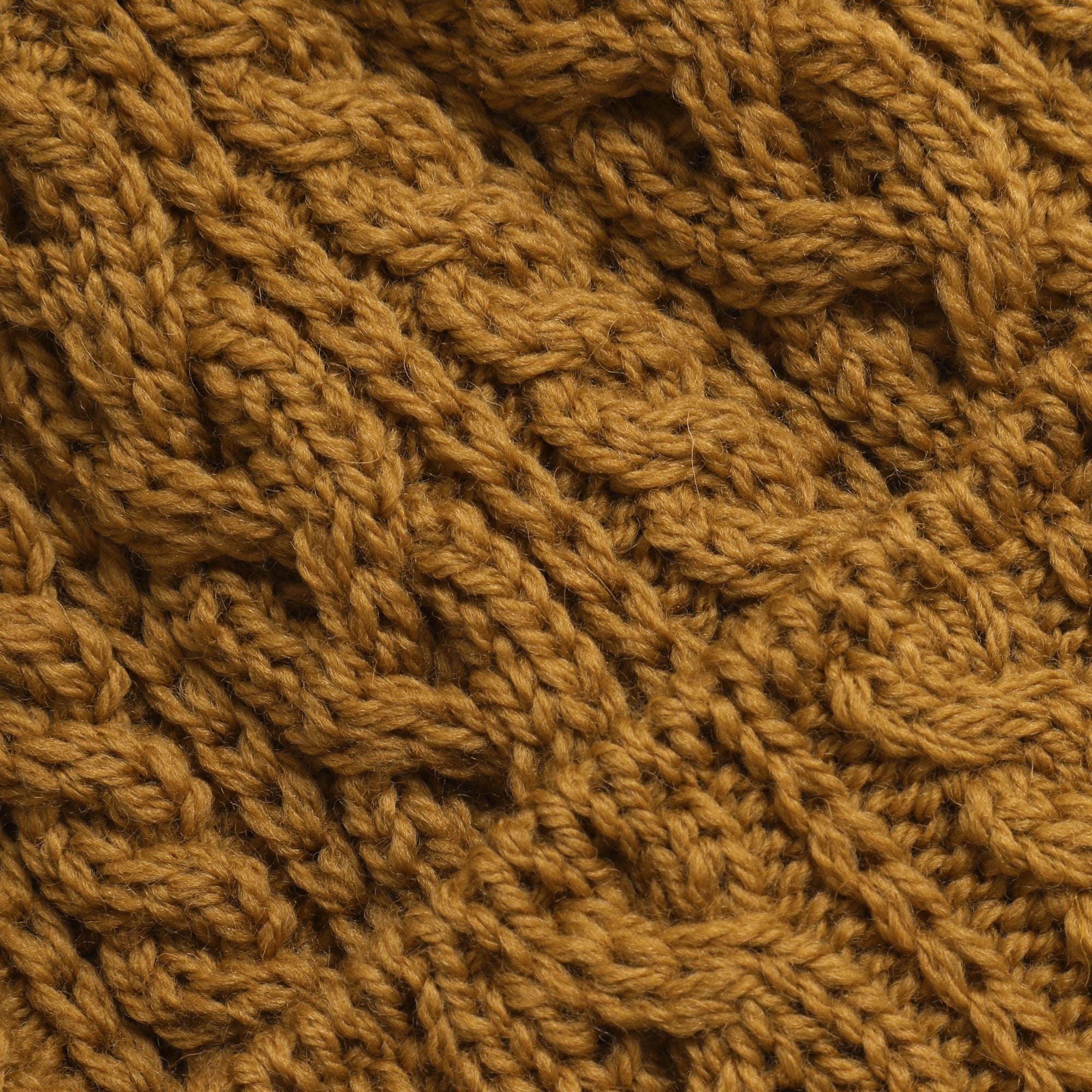 Merino 016 Cable Hat - Miel