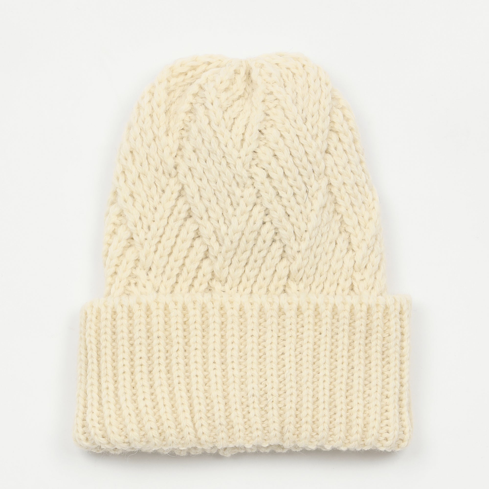 Criss Cross Bobcap - Aran