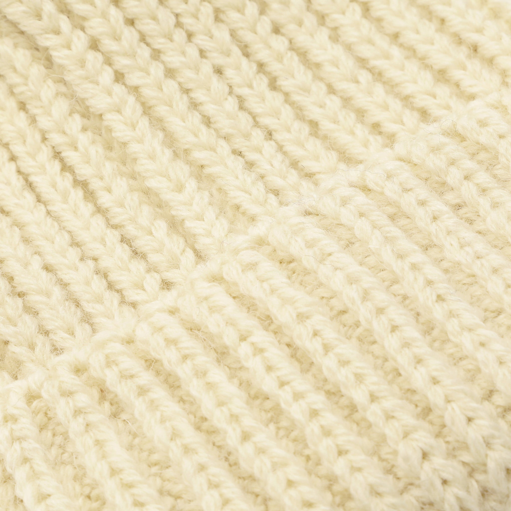 001 Bobcap - Aran